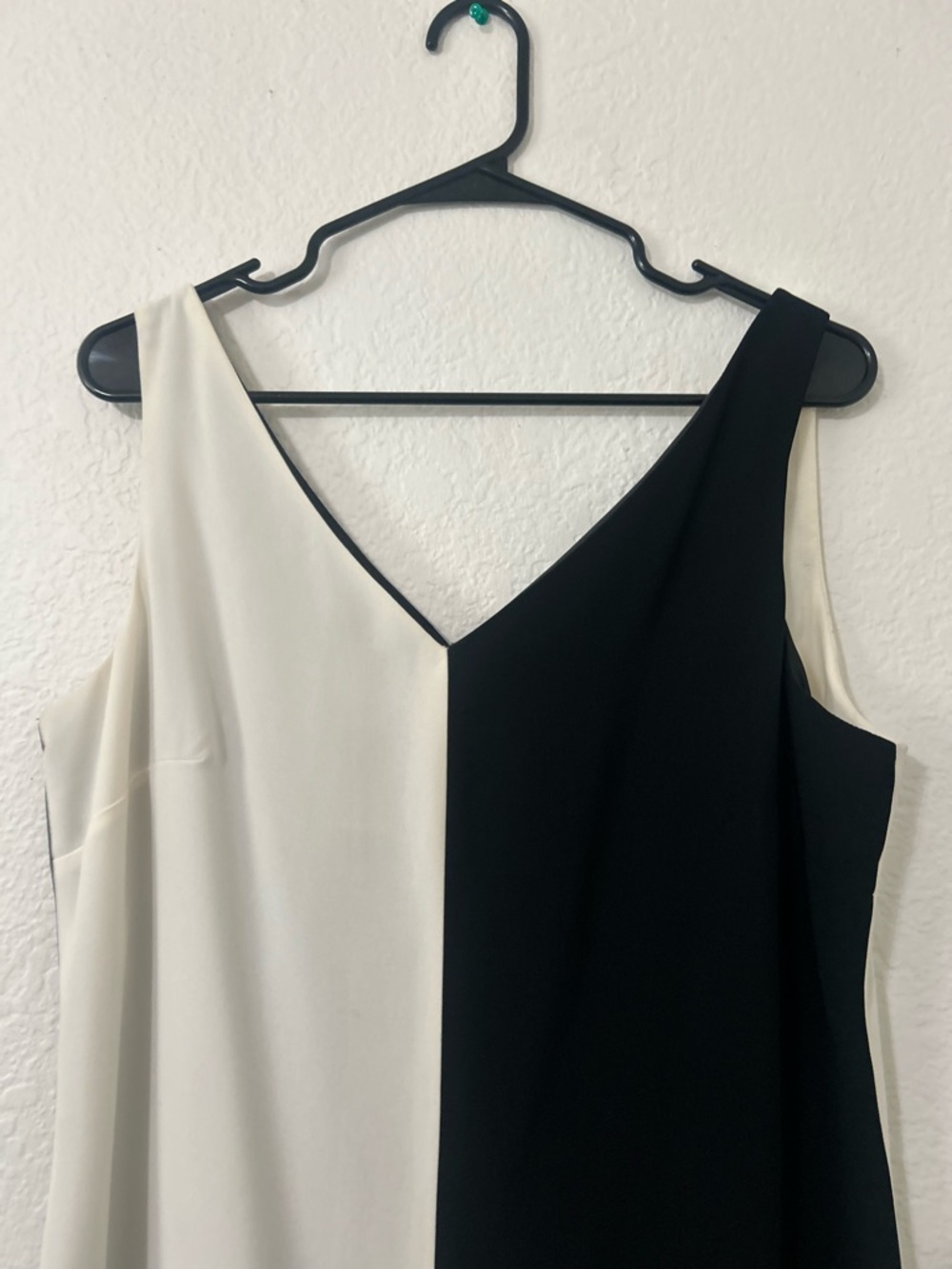 Evan Picone Black and White Colorblock Midi Dress - Picture 5 of 8